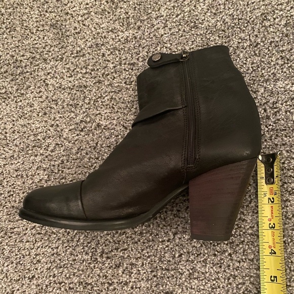 FABIANELLI Size EU 36 US 5.5 Black Italian Leather Chic Booties w Zip R $298 - Picture 8 of 10
